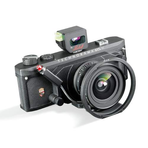 装有超广角镜头与光学取景器的 Linhof Technorama 617s III
